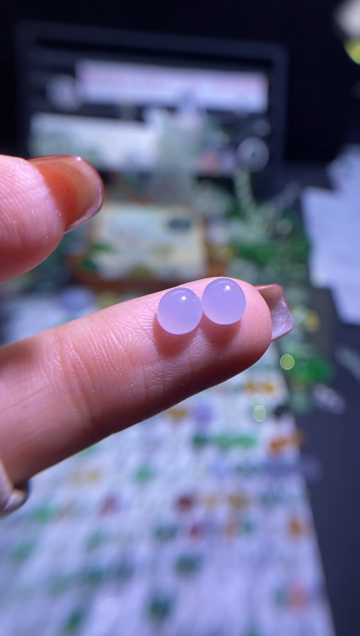 【闪购商品】翡翠挂件未镶嵌蛋面