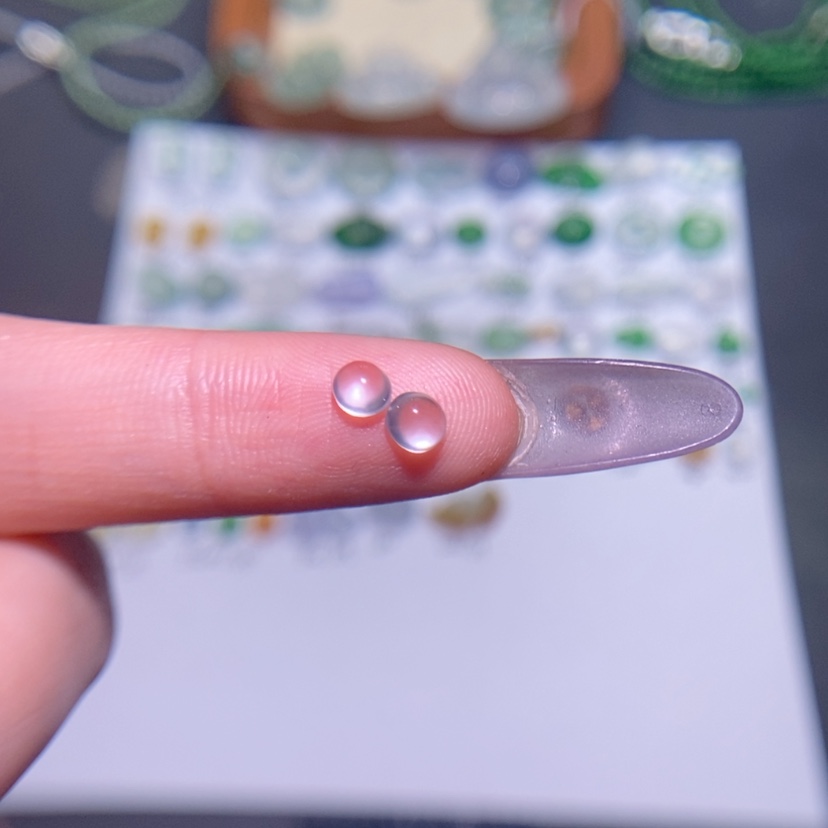 【闪购商品】翡翠挂件未镶嵌蛋