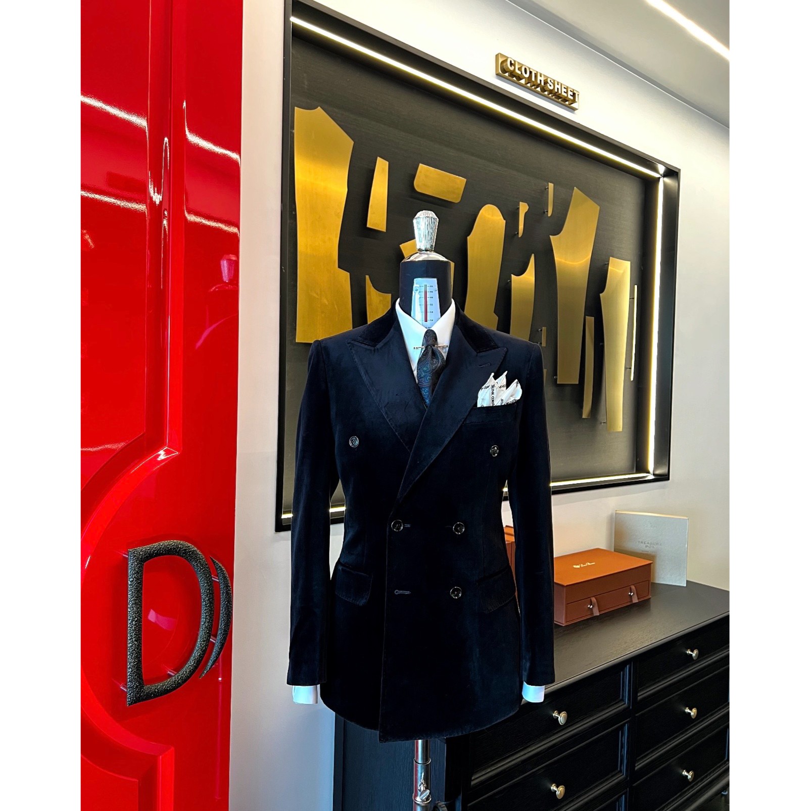 DC｜黑标系列｜手工半麻衬双排枪驳领丝绒西服