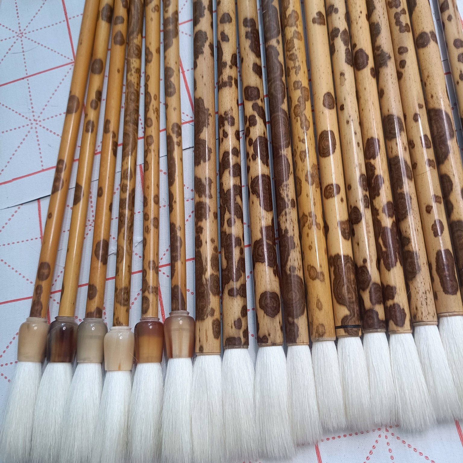 纯细光峰羊毫香妃笔杆出锋5.0，4.3口径1.0，0.9