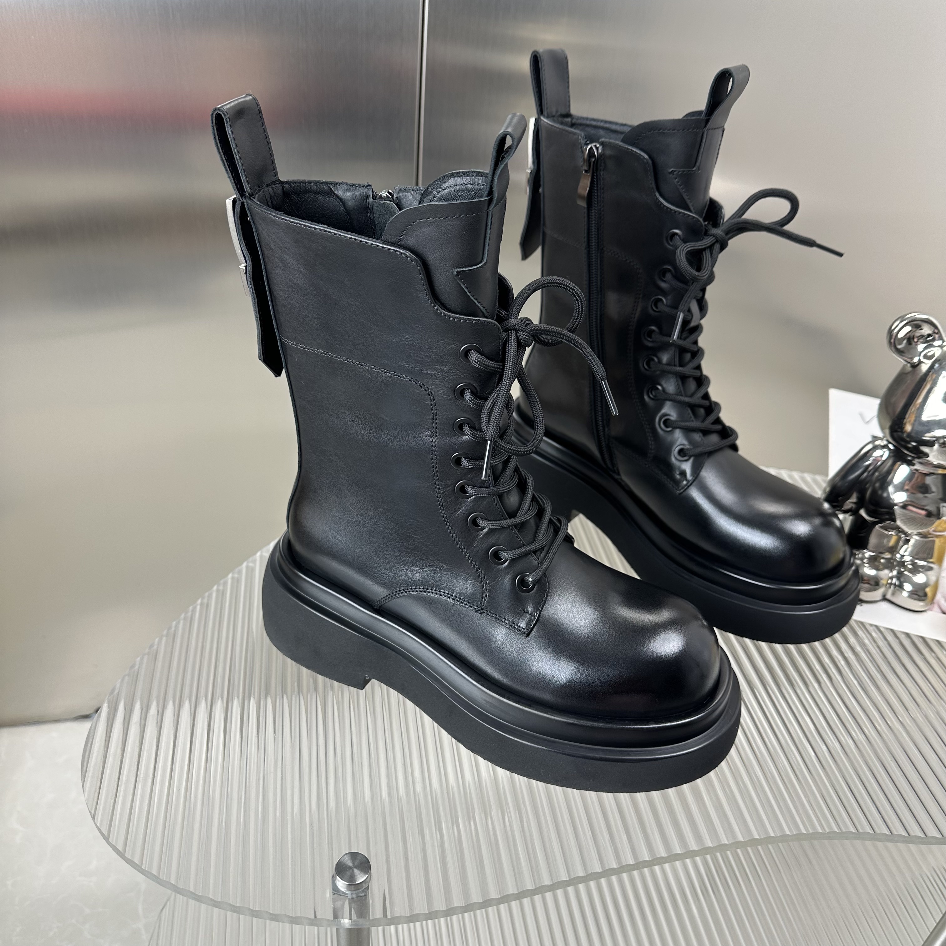 厚底马丁靴女英伦风2024秋冬新款真皮骑士短靴复古增高显瘦中筒靴