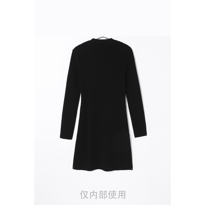 L236露肩连衣裙  鸟撤柜剪牌