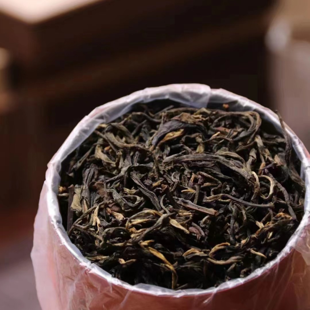 朝山子衿古树晒红散茶