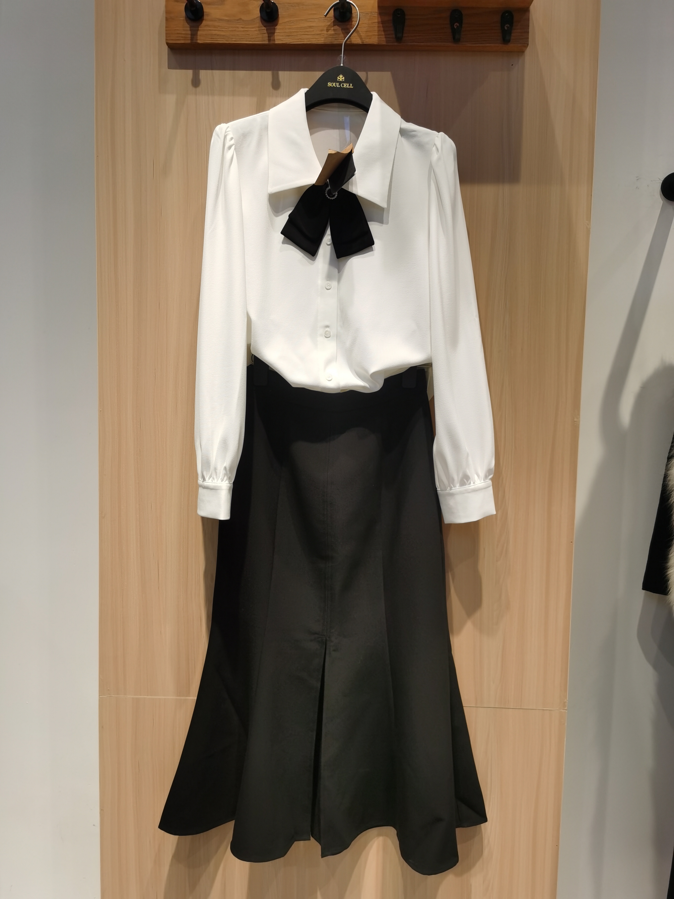 大牌品牌女人味腰裙半身裙