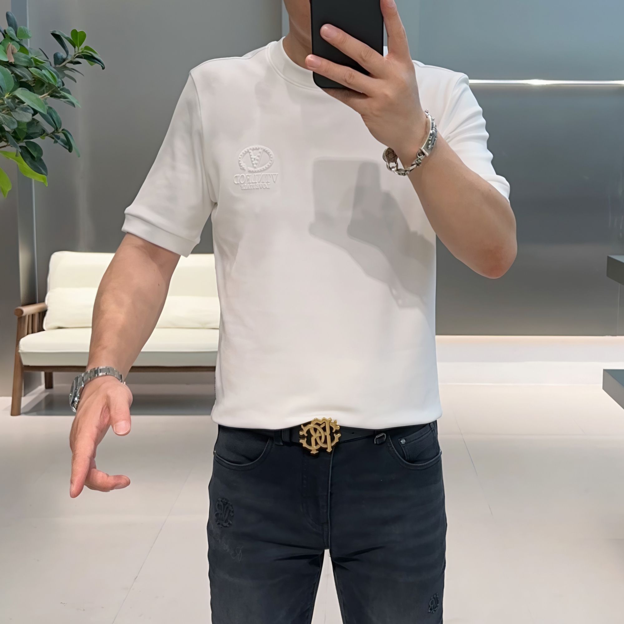 【VG轻奢】秋冬新品轻奢立体钢压休闲时尚短袖9685