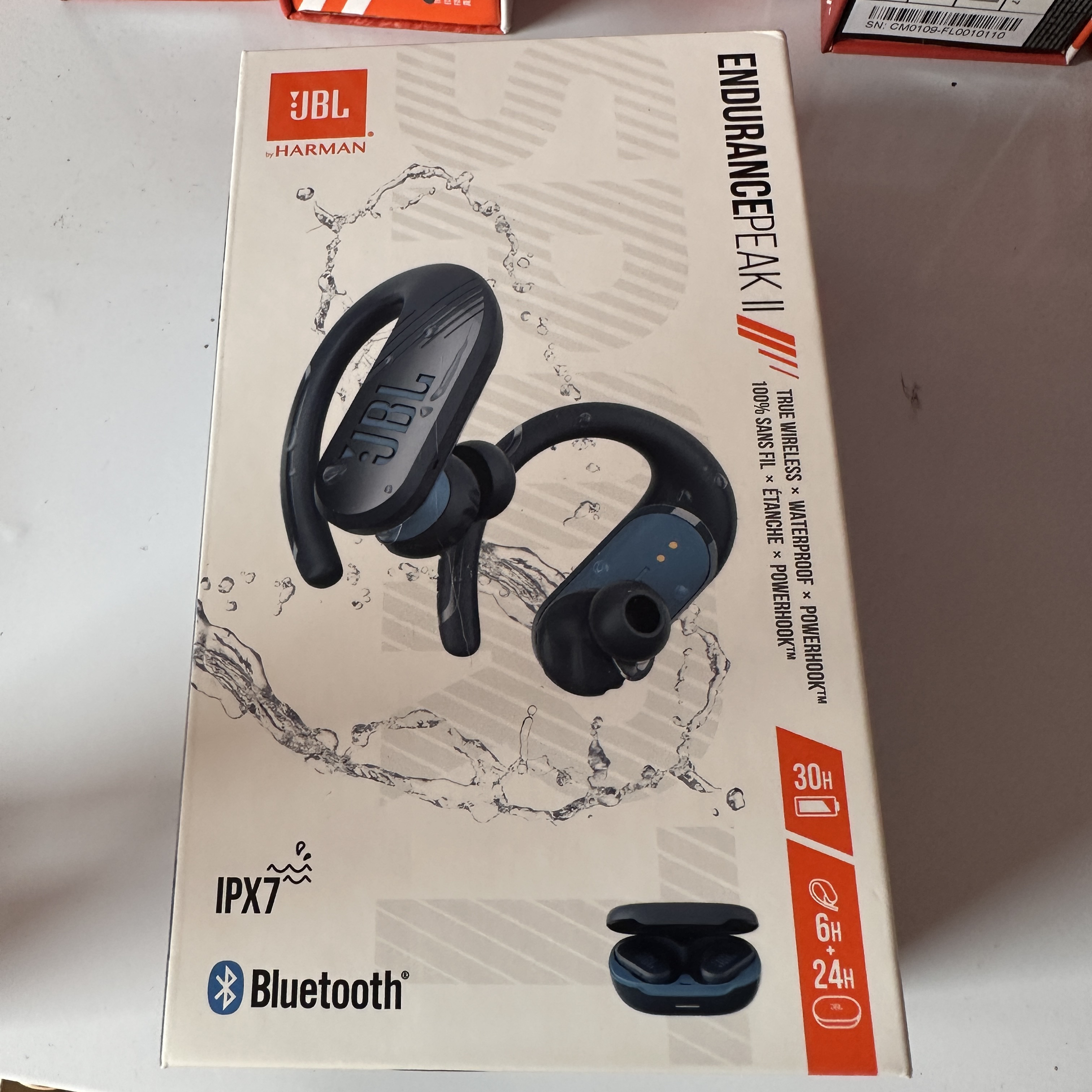 95新 JBL JBL PEAK II. 二代. IP7级防水 运动游泳挂耳式