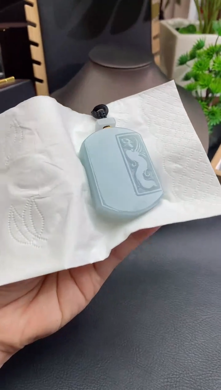 【闪购商品】翡翠颈饰未镶嵌 48小时鉴赏