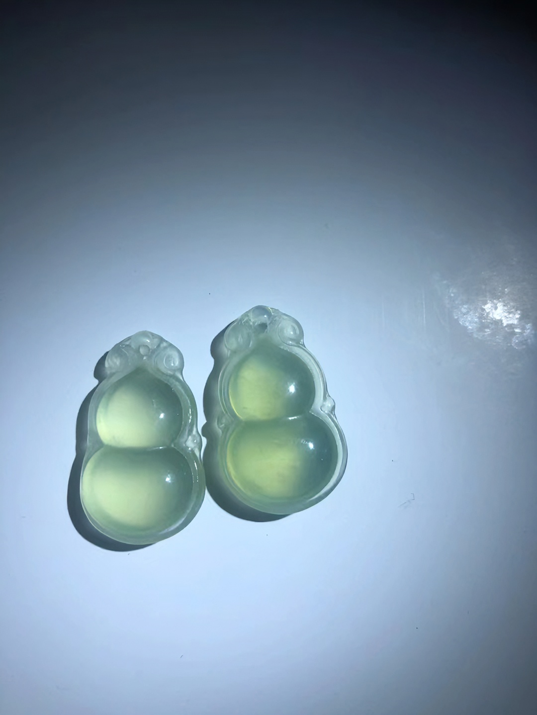 【集团·福利】蛇纹石玉未镶嵌随机发货一个/玉葫芦