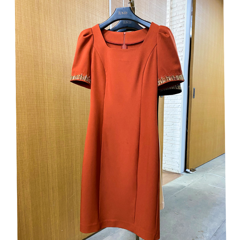 春夏新款女装时尚百搭短袖中长裙重工钉珠连衣裙G1CJ91G1402