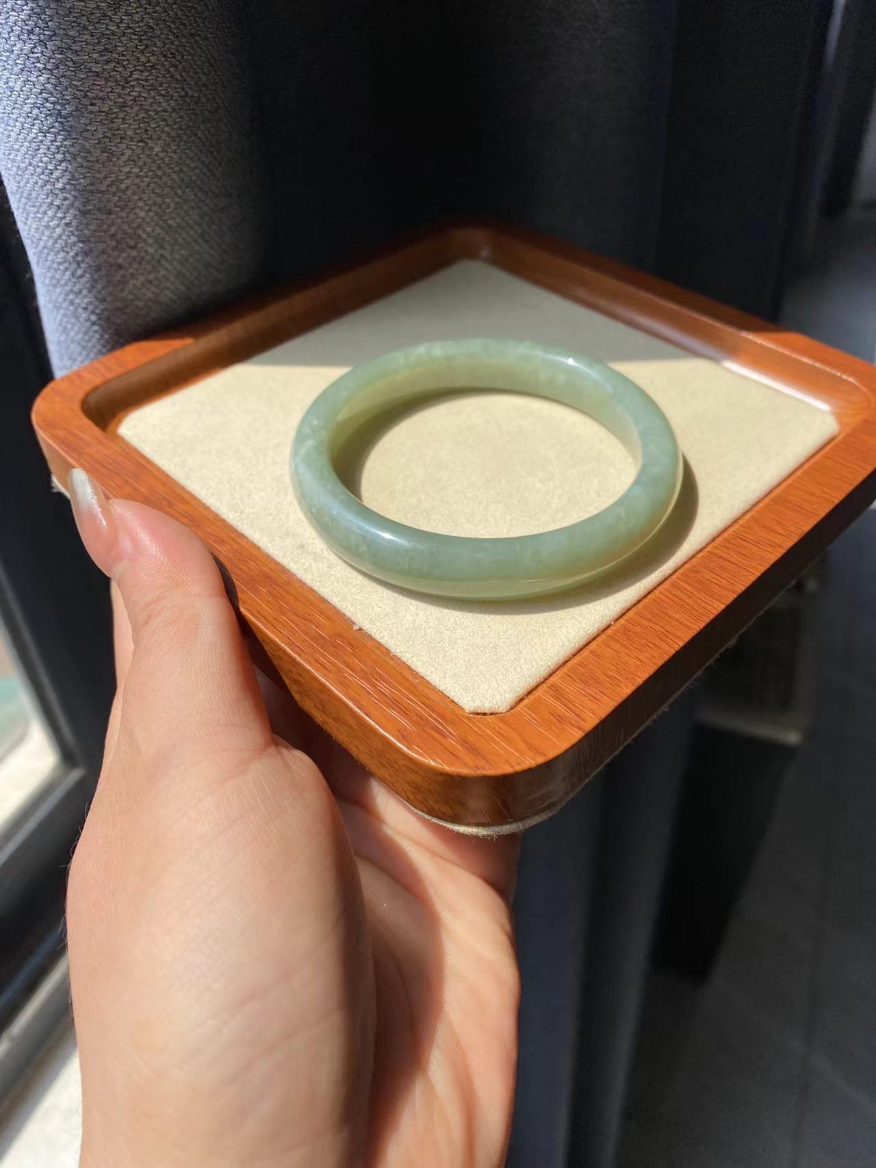 掌柜精选----高端珠宝和田玉手镯（多样性发货，拍一发一）