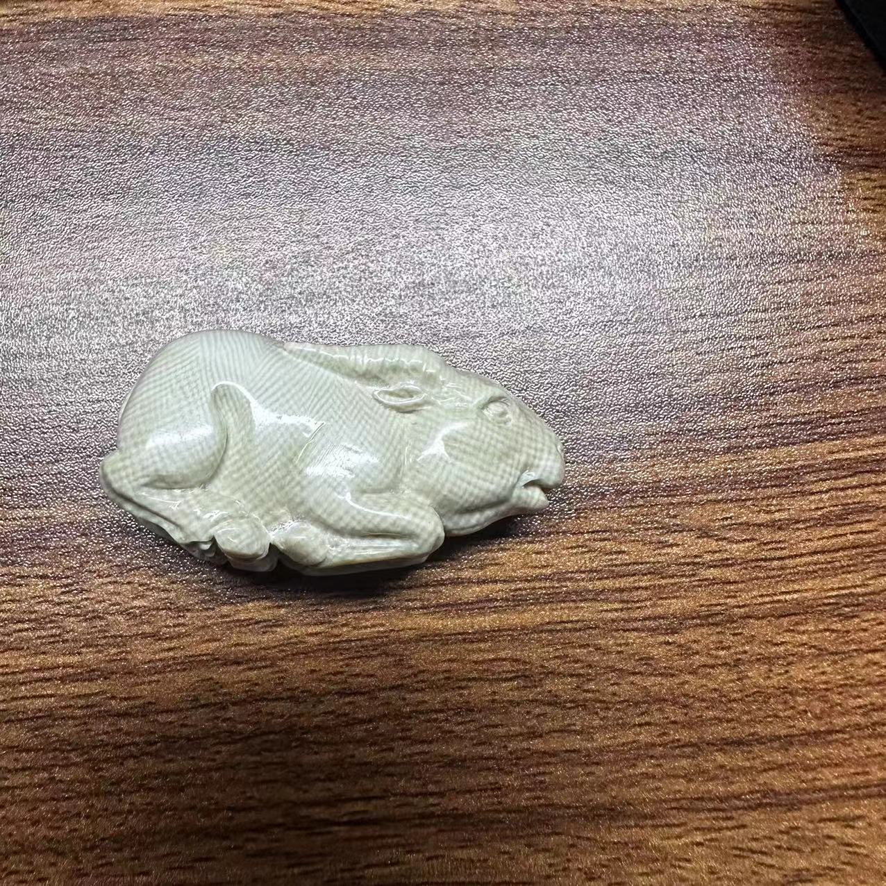 1812-186精品猛犸雕刻件