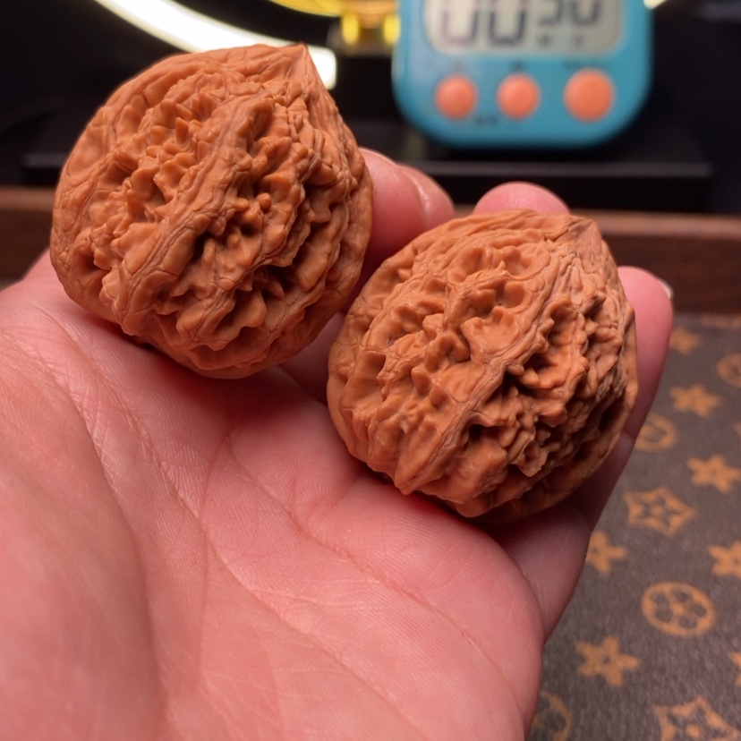 【闪购商品】猴头核桃吊坠冬**～大沽石