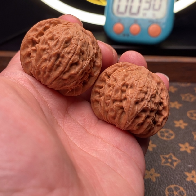 【闪购商品】猴头核桃吊坠徐*.磨盘