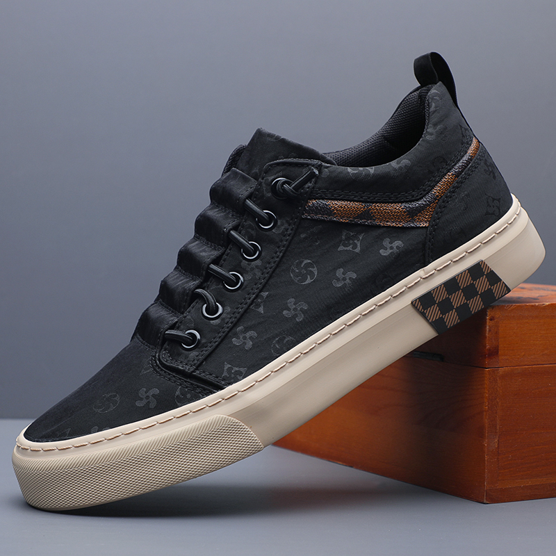 男鞋2025春夏新款帆布鞋男休闲板鞋时尚潮流免系带印花潮鞋一脚蹬