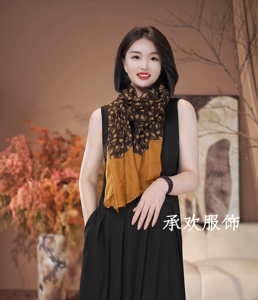 2025秋冬款女士气质围巾软糯亲肤休闲时尚百搭印花碎花优雅雅丹