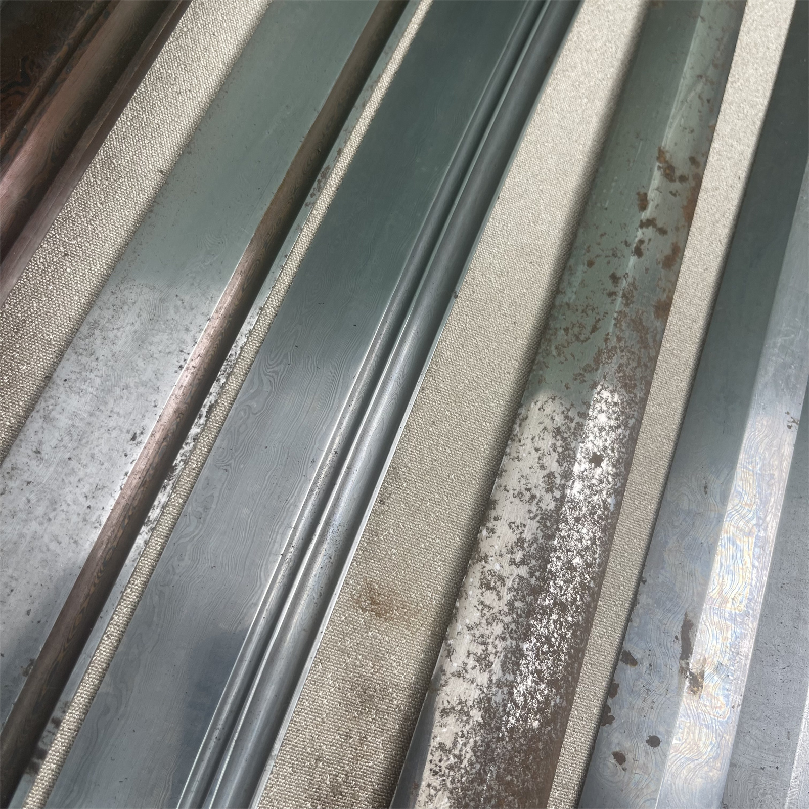 手工锻打老刀条随机发