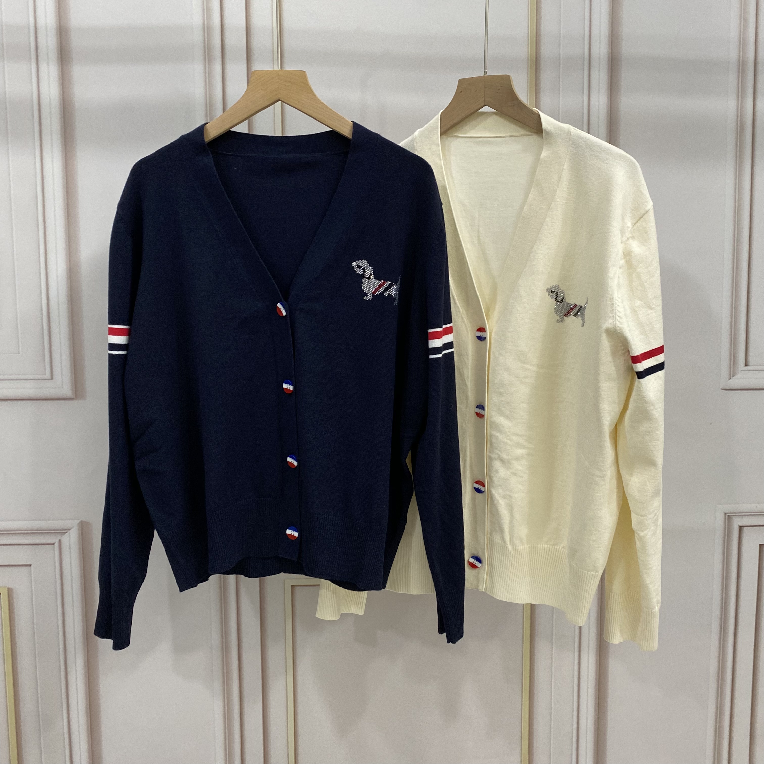 珝翎【开衫】狗狗烫钻细羊毛开衫外套2024时尚百搭秋季