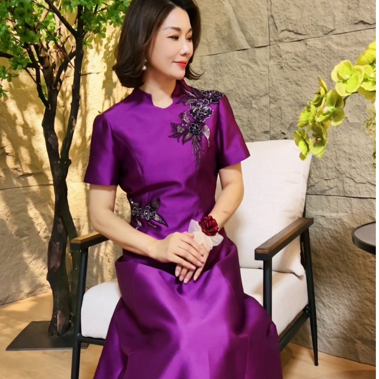 2151新款喜妈妈喜婆婆国风礼服民族风显瘦紫色高端绣花优雅气质