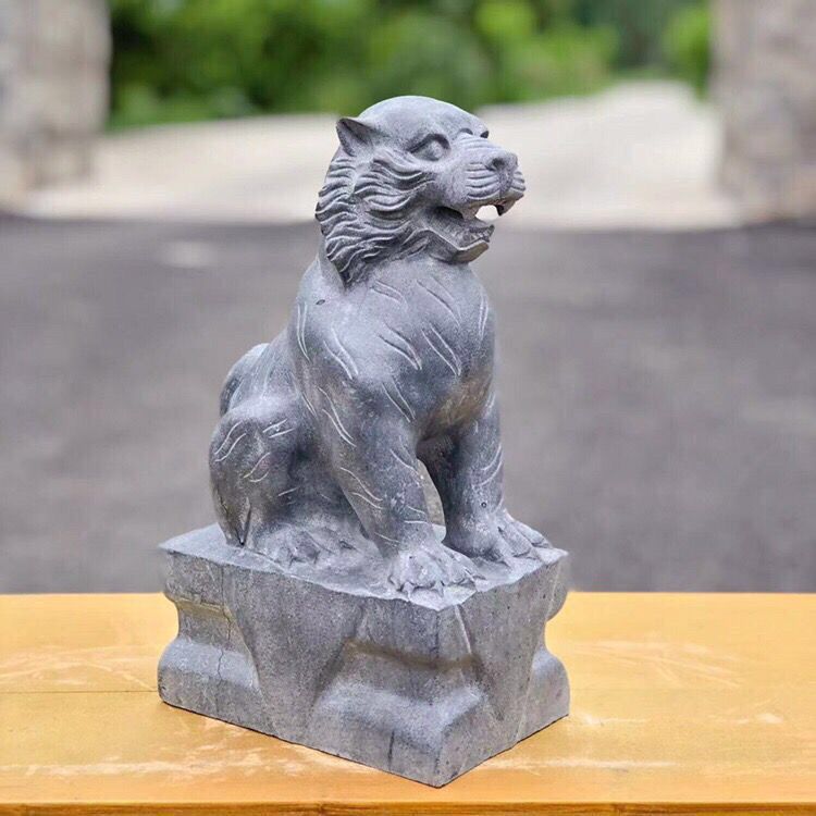 青石石雕虎一对摆件看门石头老虎家用庭院商铺大门门口生肖虎