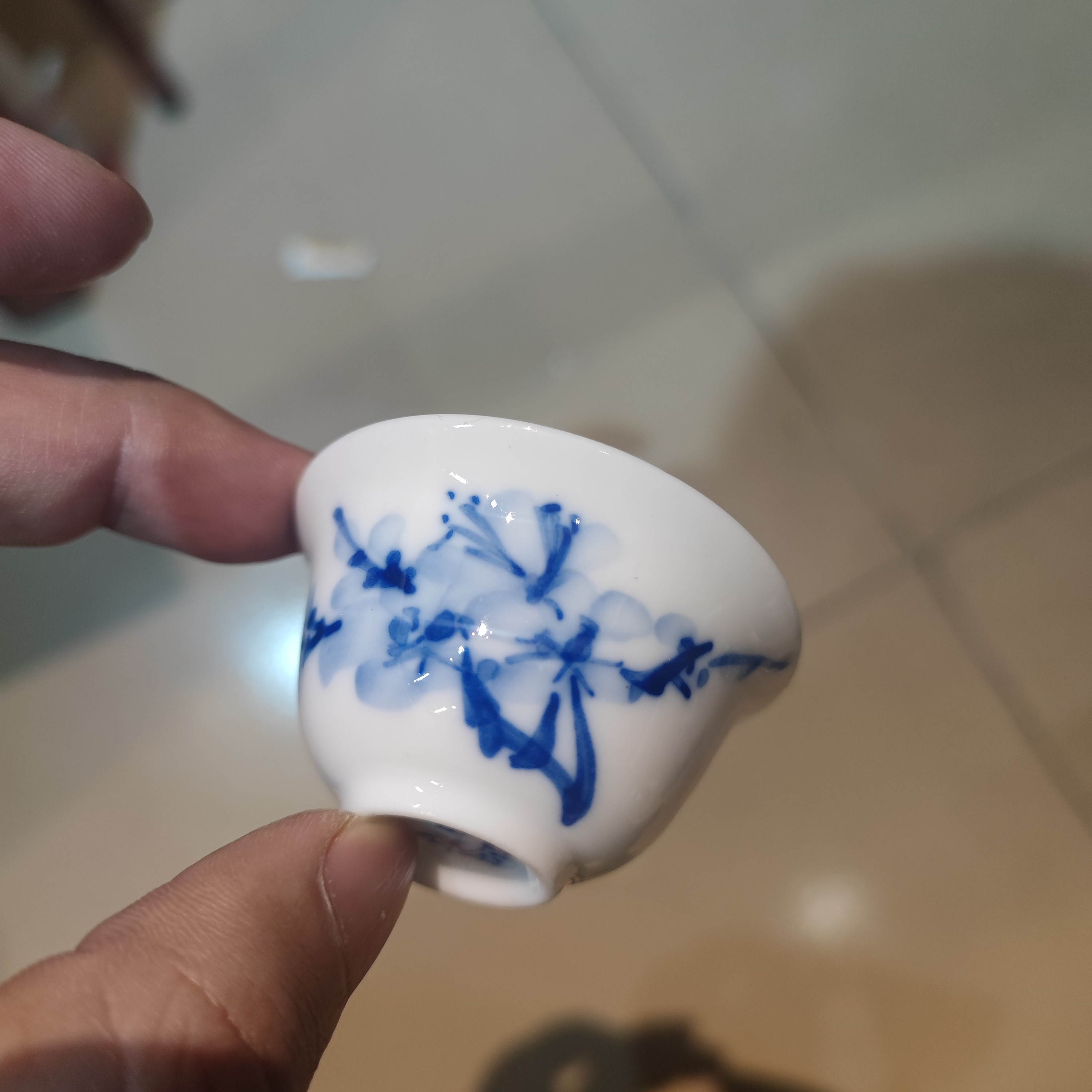 早期手绘青花小茶杯功夫茶杯 30cc