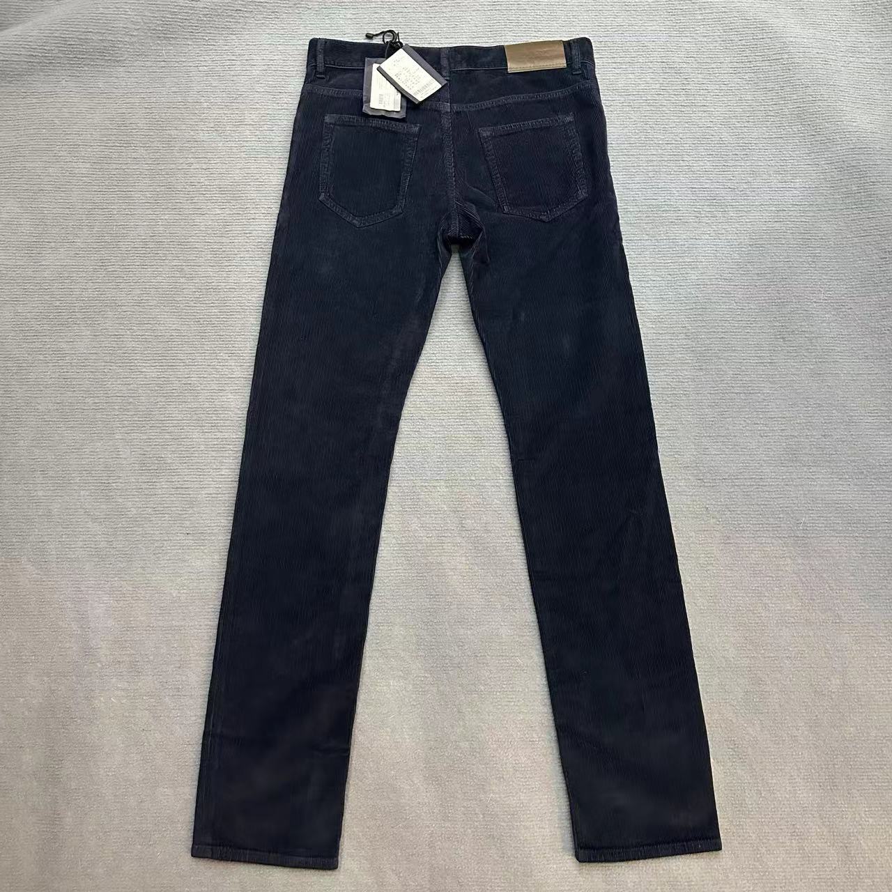 全新未使用/PRADA普拉达/藏蓝色灯芯绒休闲裤/30码