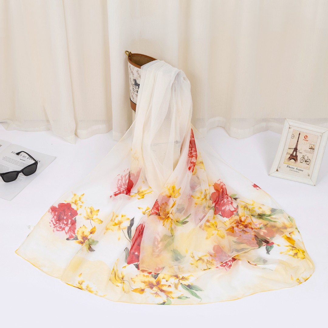 鳄鱼皱白底国色天香披肩丝巾沙滩巾围巾百搭长款夏季长巾时尚印花