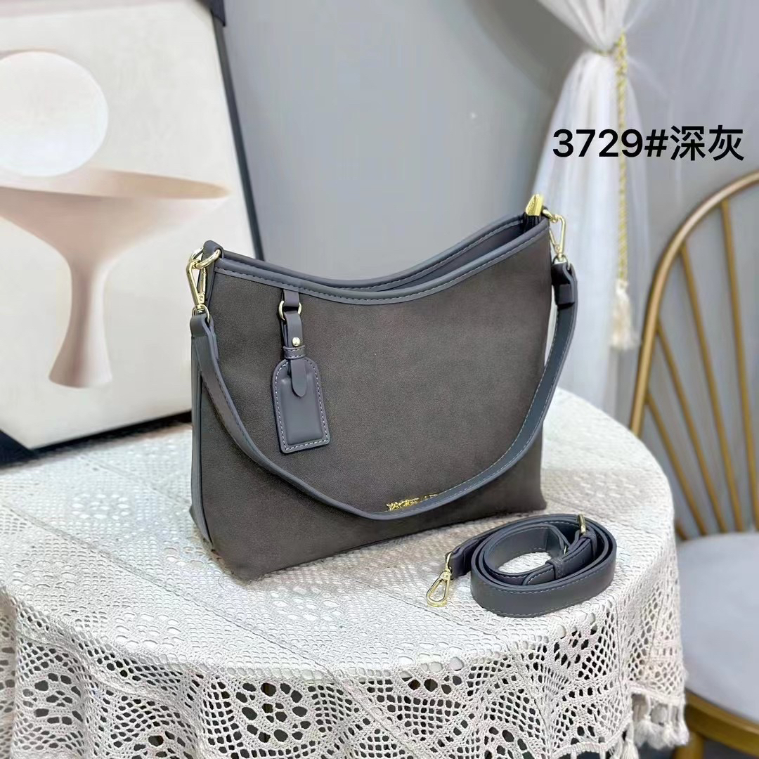 包包2024新款复古软皮小方包百搭时尚通勤单肩斜挎包