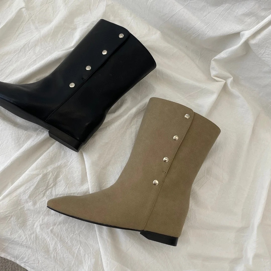 XI Haokan24多排扣时尚百搭筒靴T恤-两色