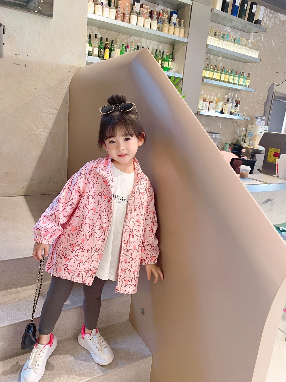 2023新款女宝秋款满身兔子双层外套