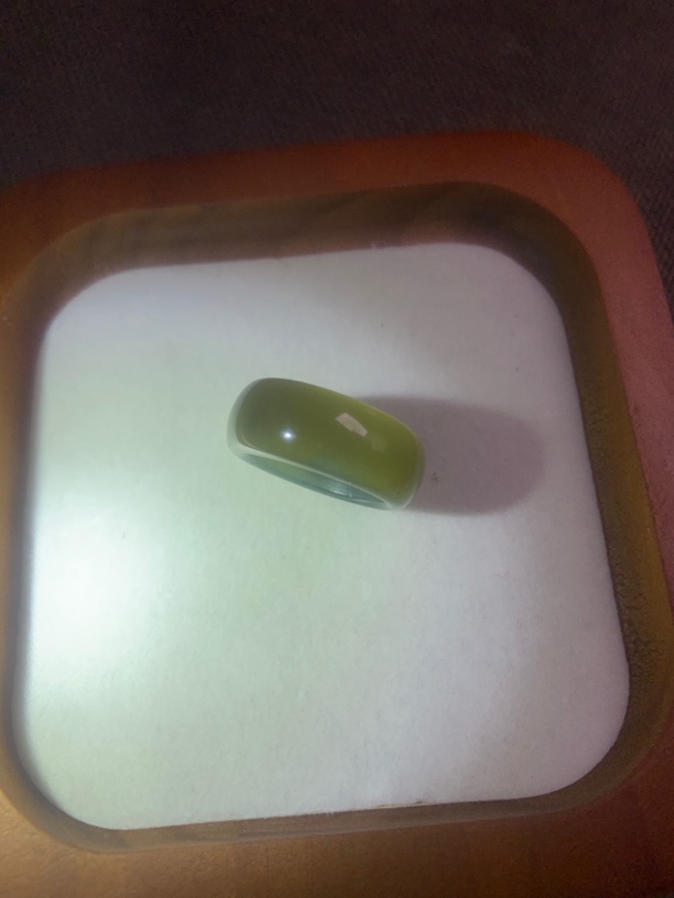 和田玉且末料三色戒圈