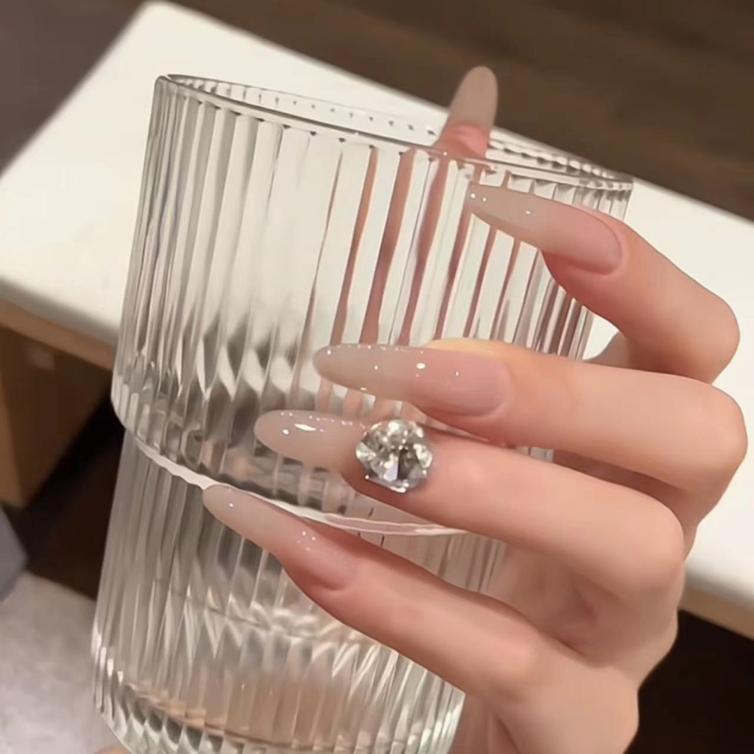 纯手工美甲穿戴甲高级轻奢超长纯色带钻法式新款定制显白冰裸色