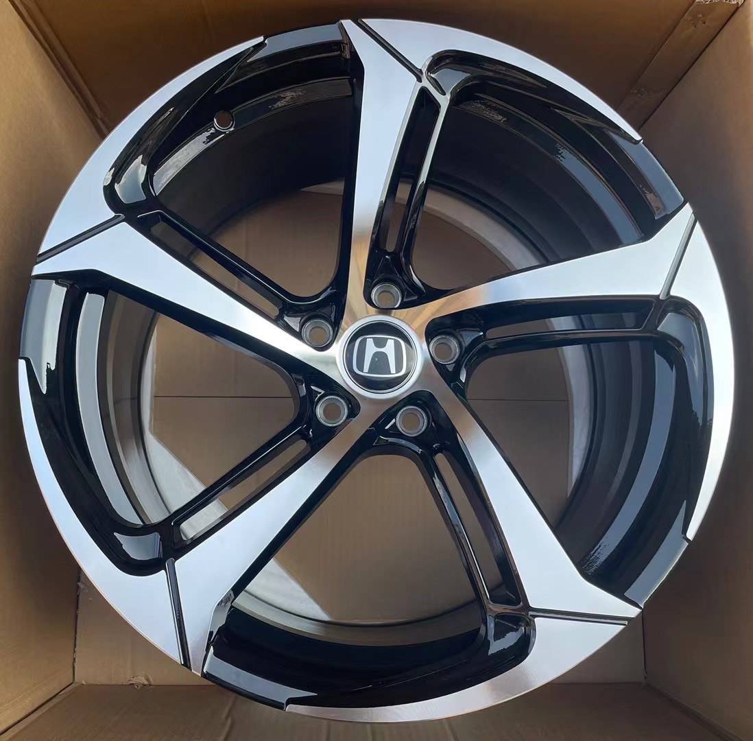 18寸轮毂一套（四个）置换价格。到店包安装