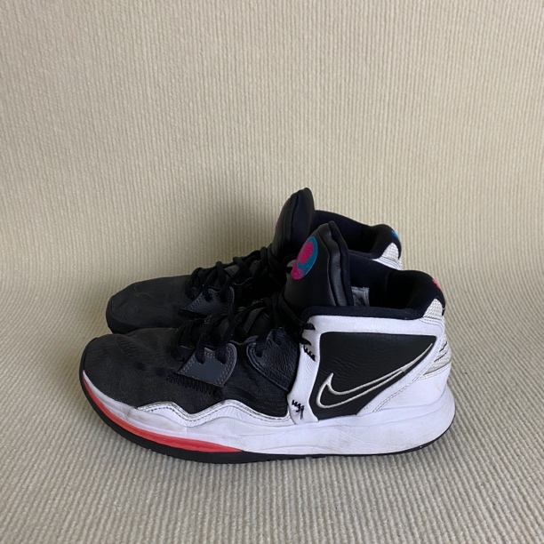 42.5码/欧文8 黑银 篮球鞋 无原盒