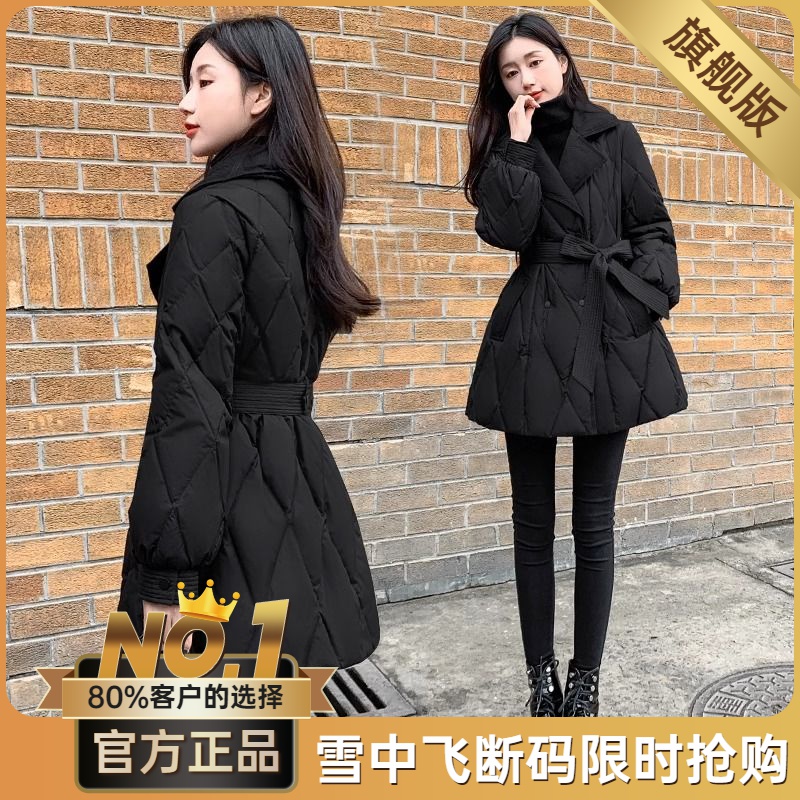 雪中飞2023年新款女装冬季修身收腰中长款服黑色西装领外套菱形格