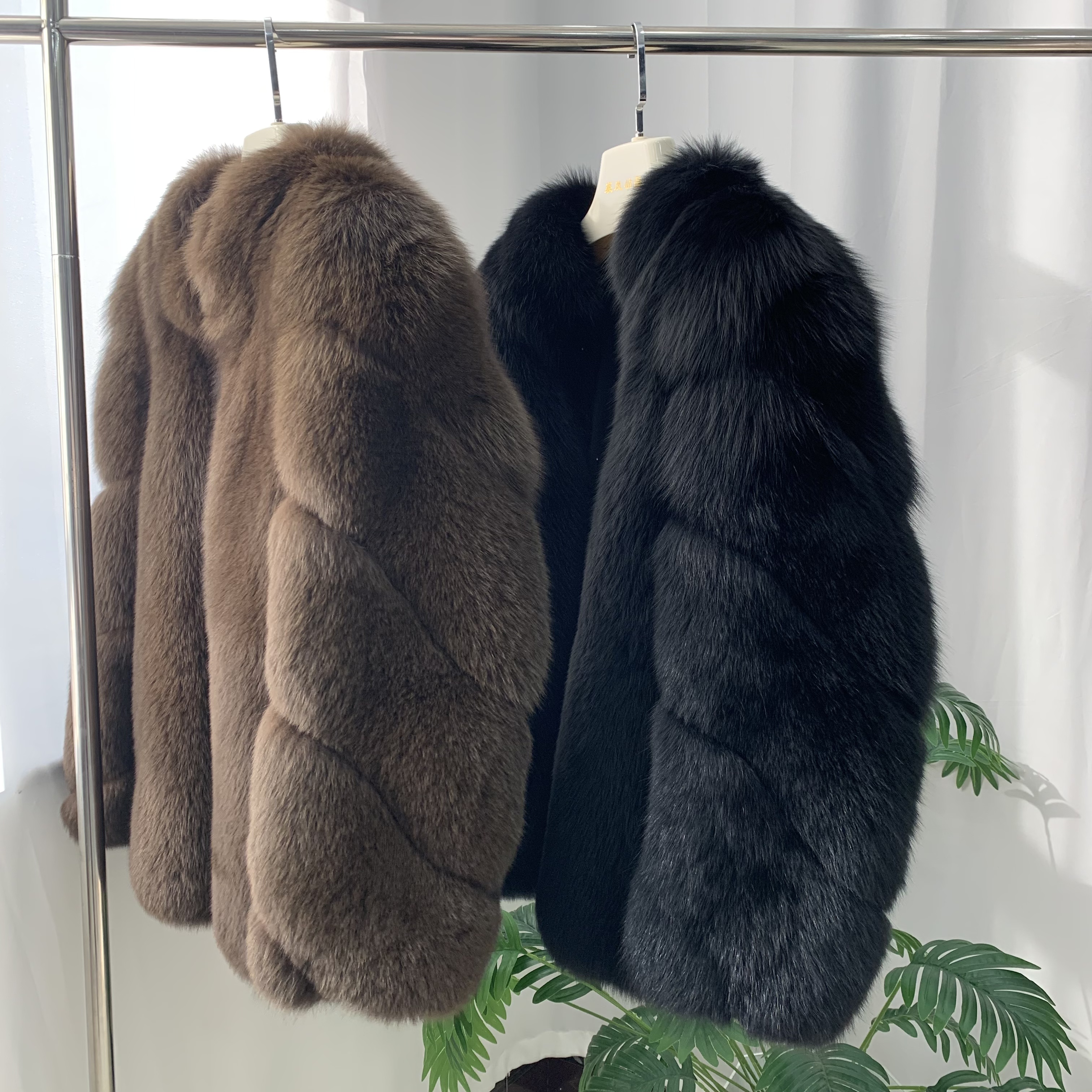 2024网红狐狸毛整皮半高领新款时尚轻奢女外套气质百搭冬季