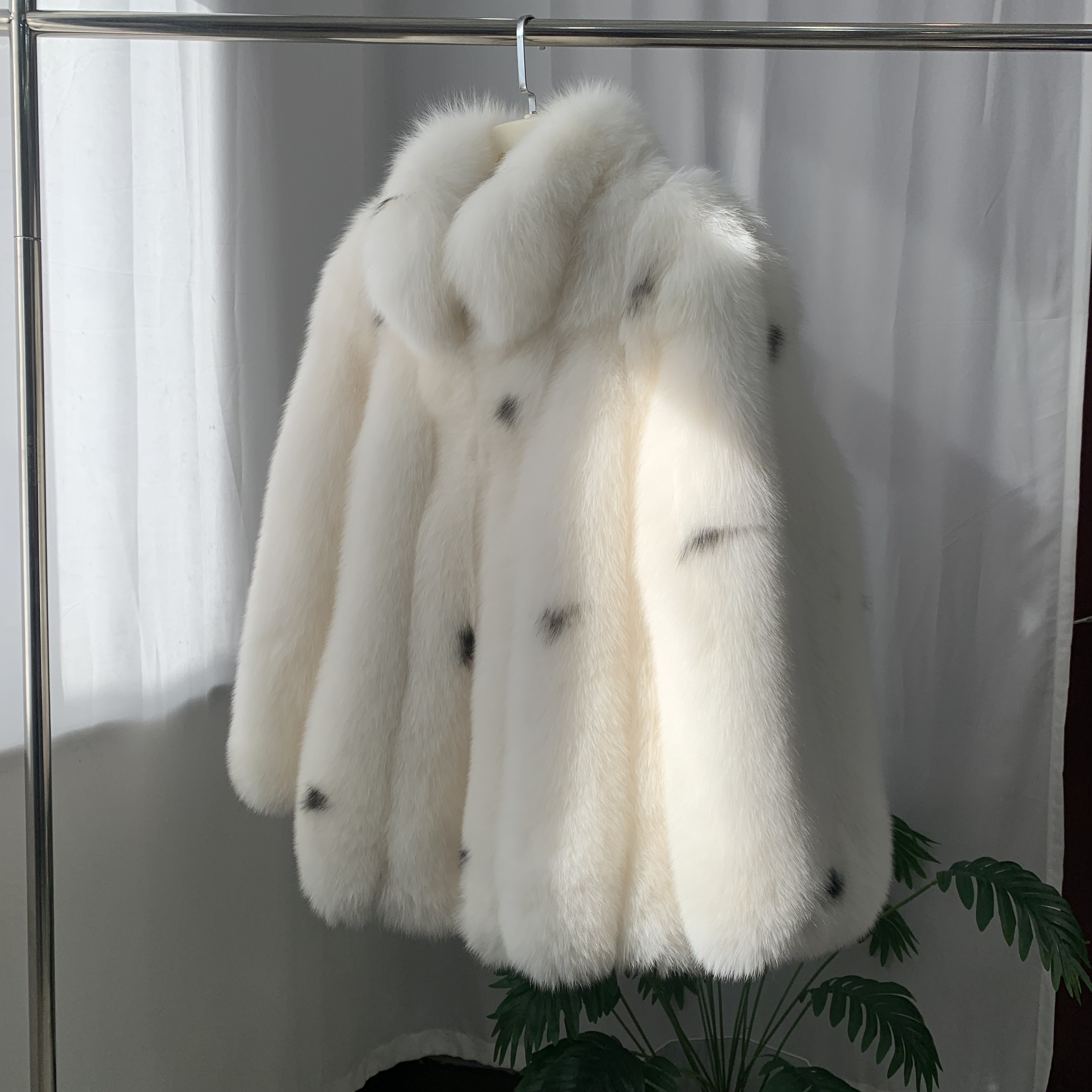 2024冬季新款斑点狐大立领整皮背毛嵌革工艺狐狸毛中长款女装