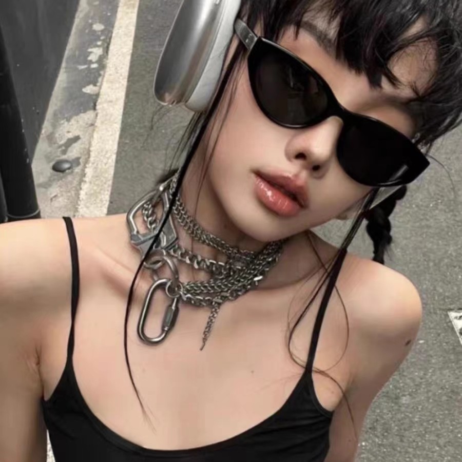 2023新款网红同款女时尚墨镜个性简约男 士太阳镜