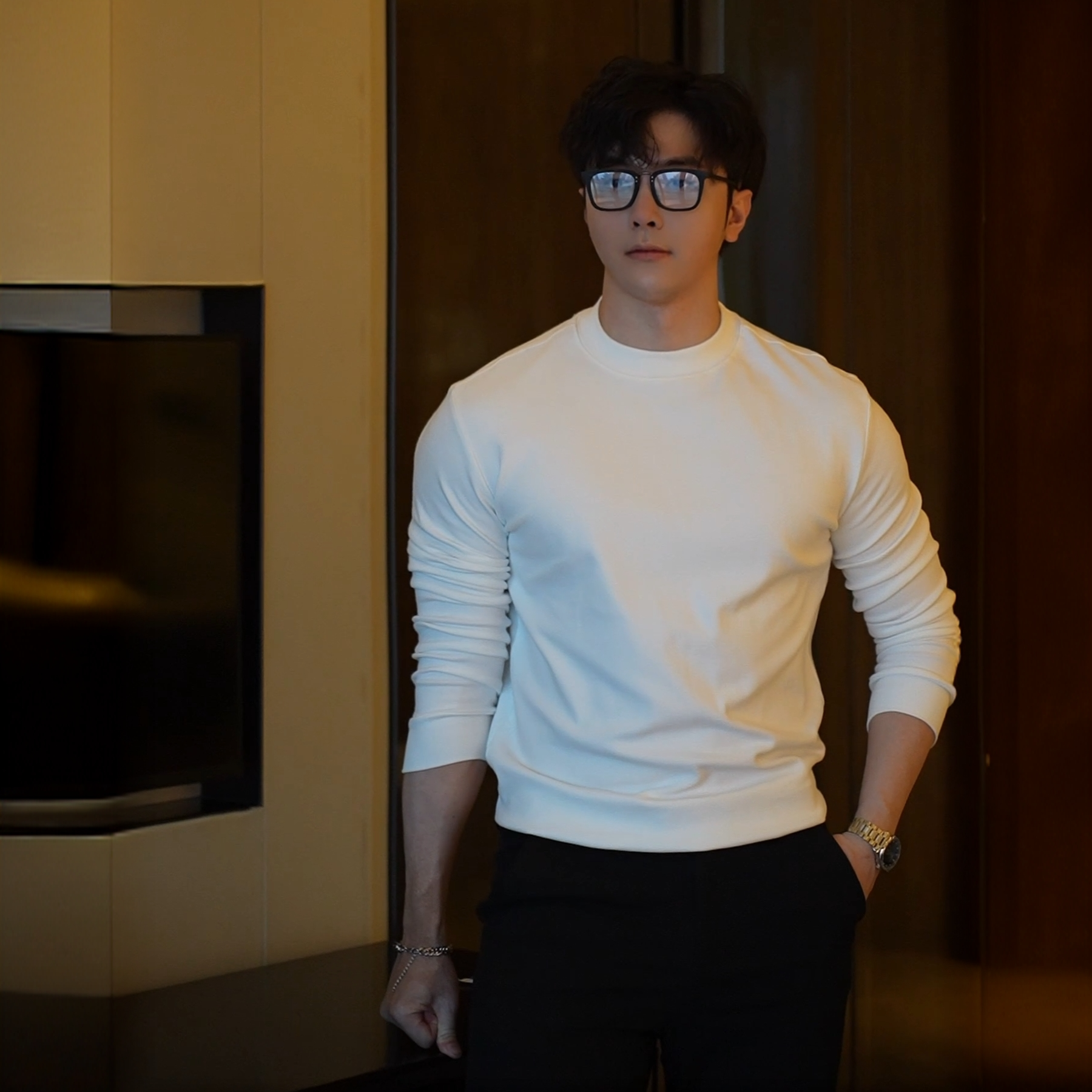 秋冬320G微高领重磅仿羊绒高弹贴身磨毛保暖压手袖卫衣打底衫长袖