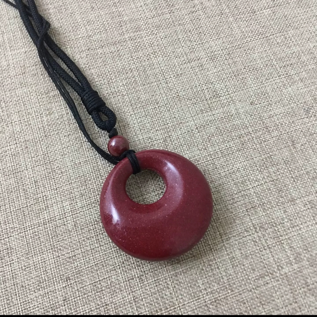 含辰砂工艺品高含量紫金砂公主扣吊坠配绳子