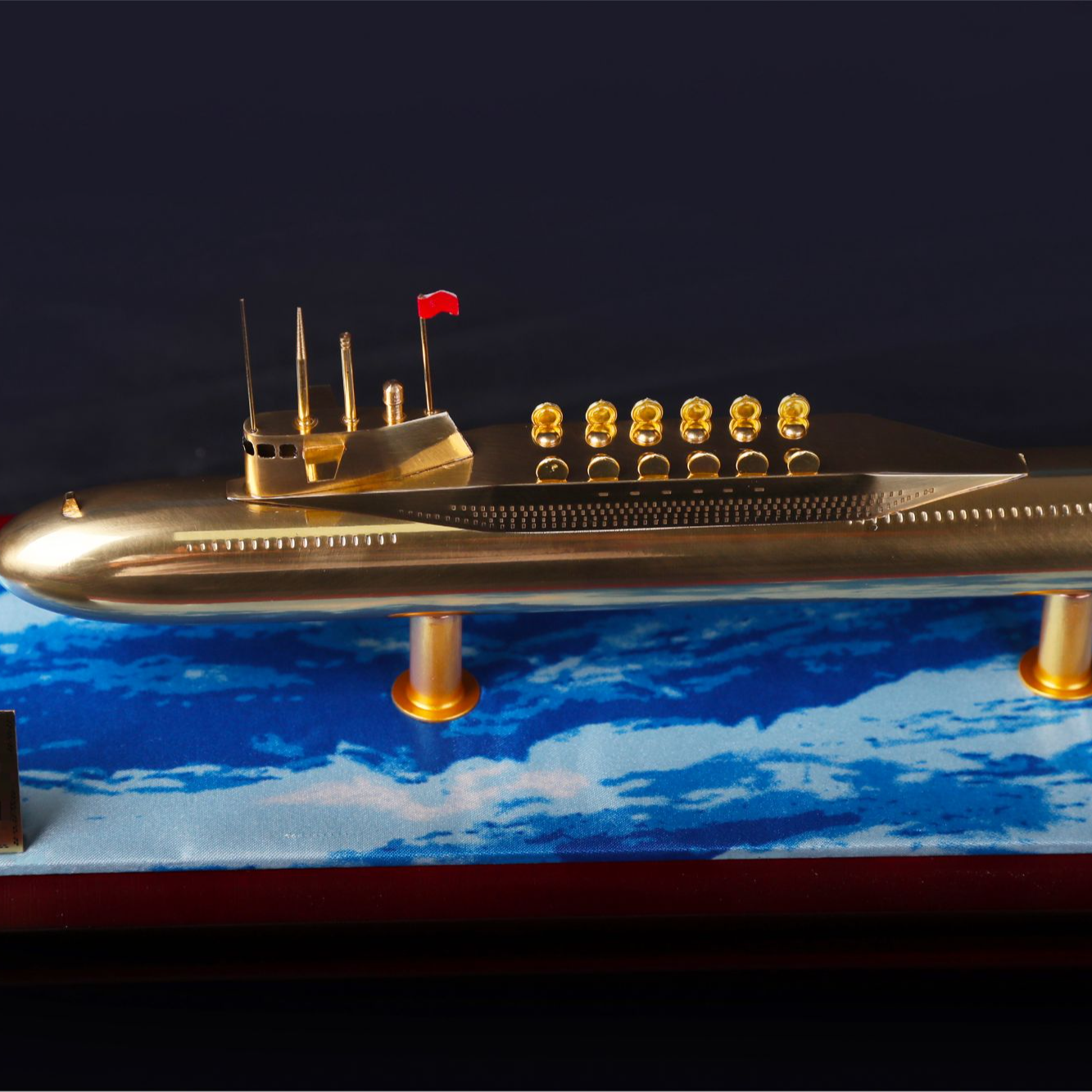 核潜艇 实心铜模型