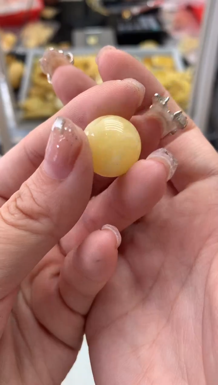 【闪购商品】琥珀裸石未镶嵌330