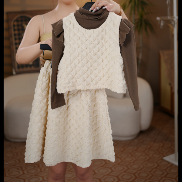 【断码】2025小众女童秋季套装时尚气质马甲短裙三件套