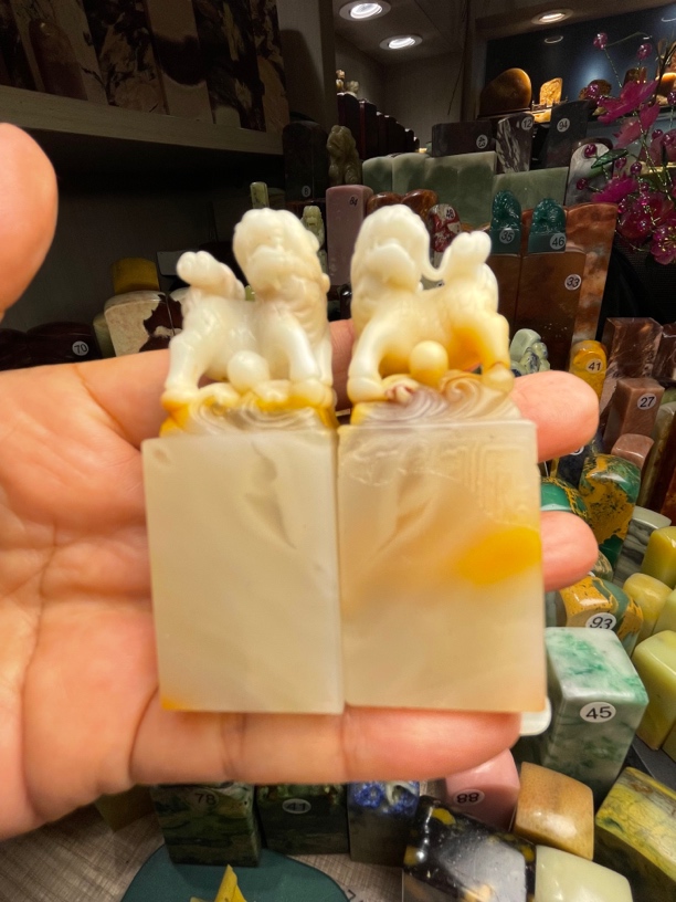 老挝石，麒麟对章2.5/6.5