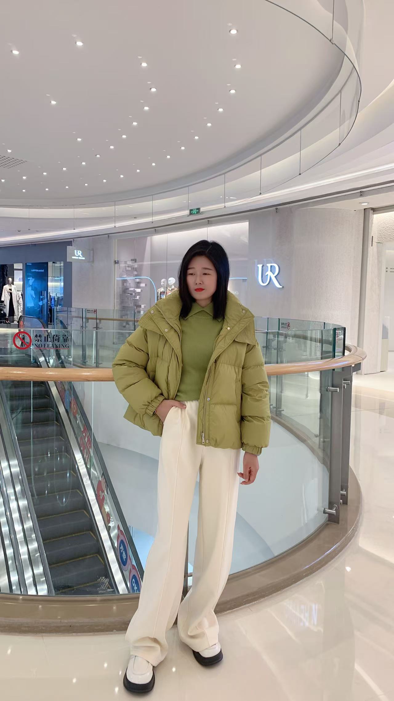 soodyoow连帽短款羽绒服女秋冬0136