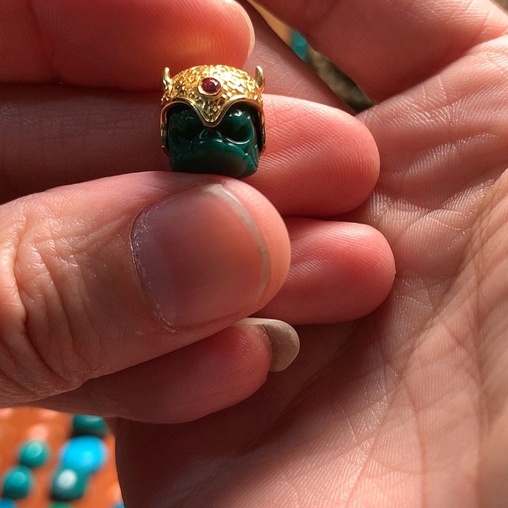 琉璃颈饰地狱色10mm阿呆