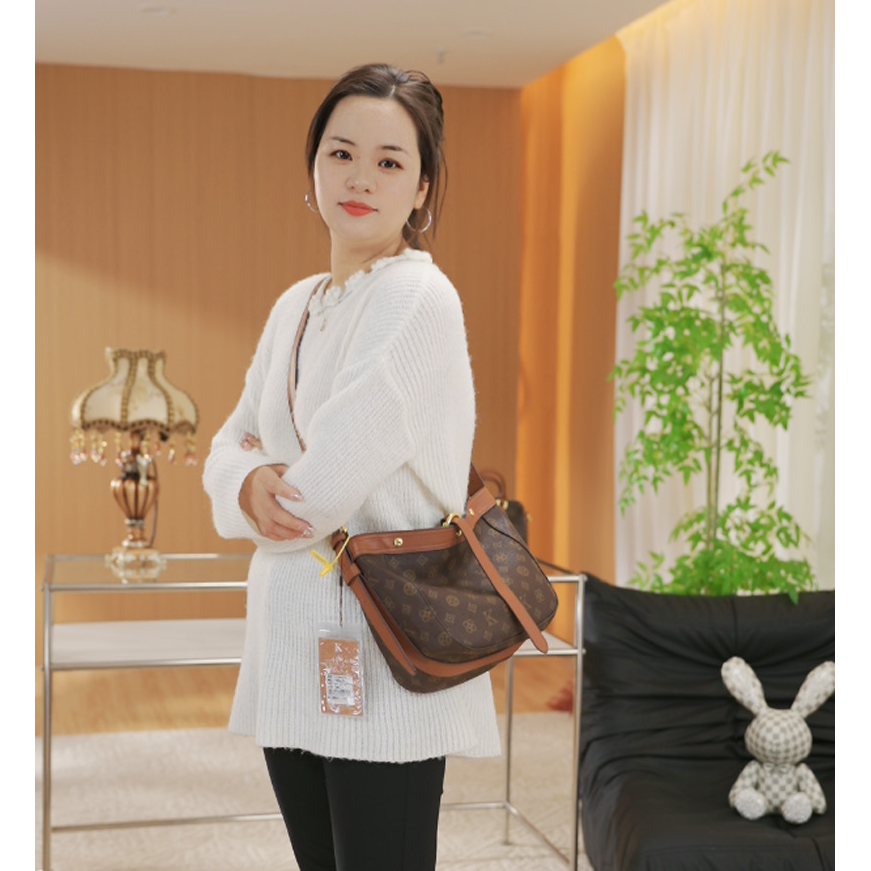 2025新款饺子包百搭白配高级经典单肩斜挎包