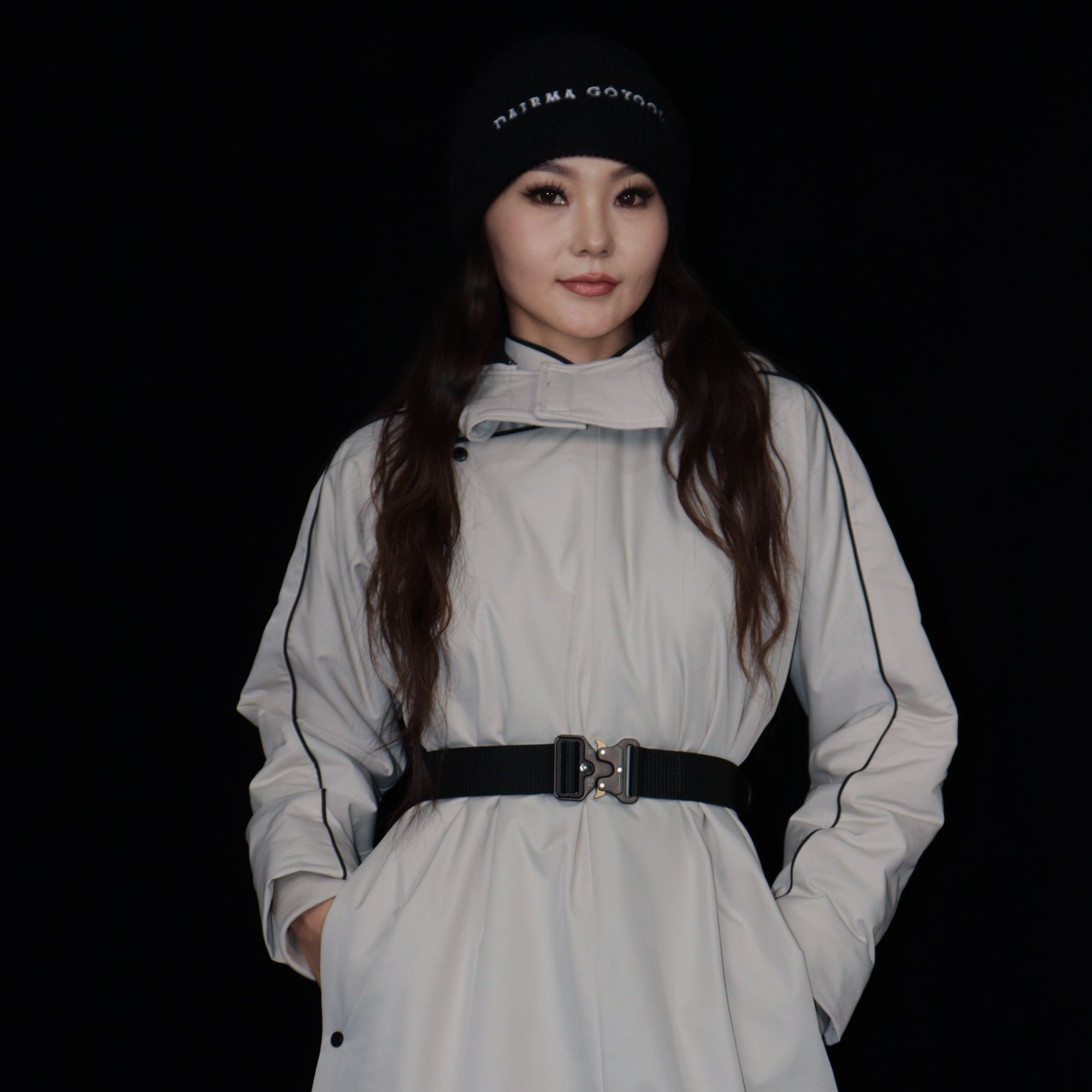 【黛尔玛精品服饰1】冬季新款女士时尚冬季连帽长款棉袍Z3061-1