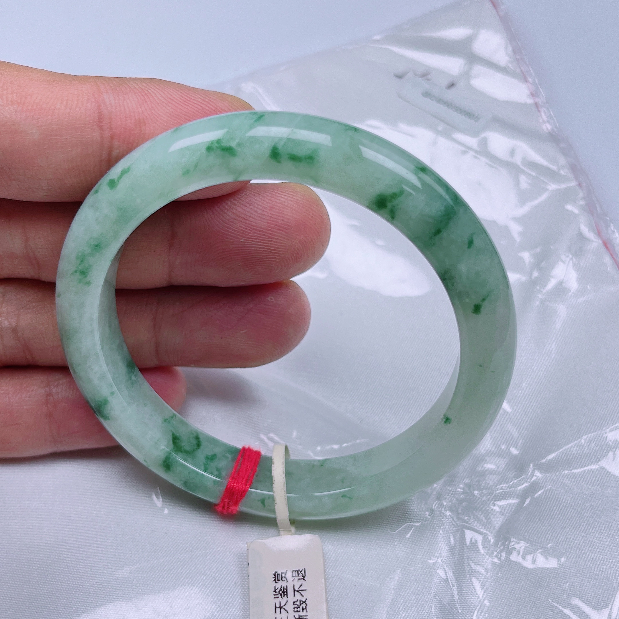 天然缅甸A货翡翠飘花手镯54.6圈口