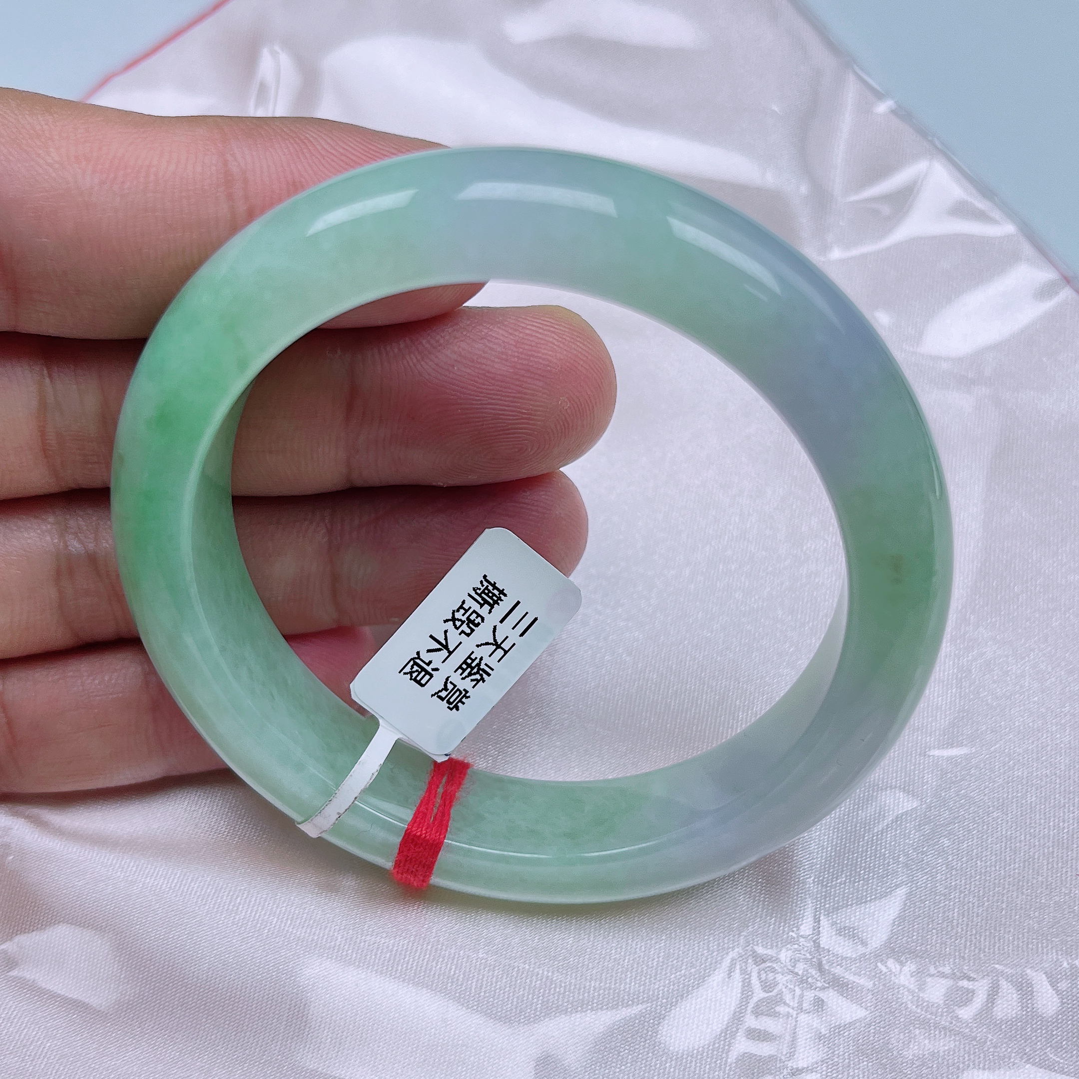 天然缅甸A货春彩翡翠春带彩手镯56.7圈口平安镯