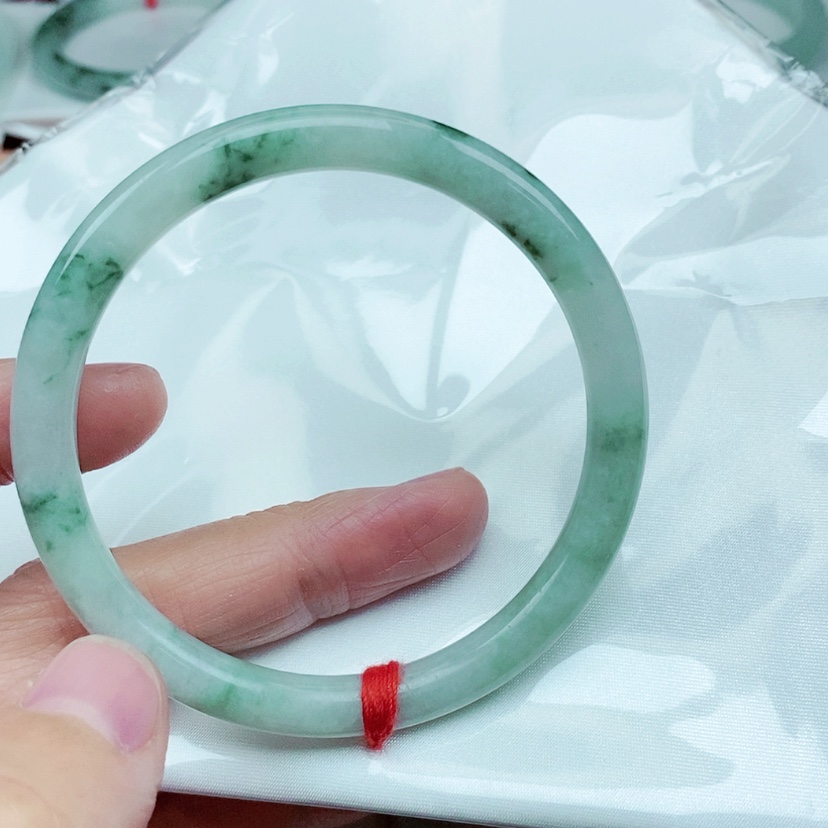 【闪购商品】翡翠手镯未镶嵌无*
